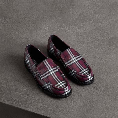 gosha burberry shoes|Exclusive Collaboration: Gosha Rubchinskiy X Burberry Loafer .